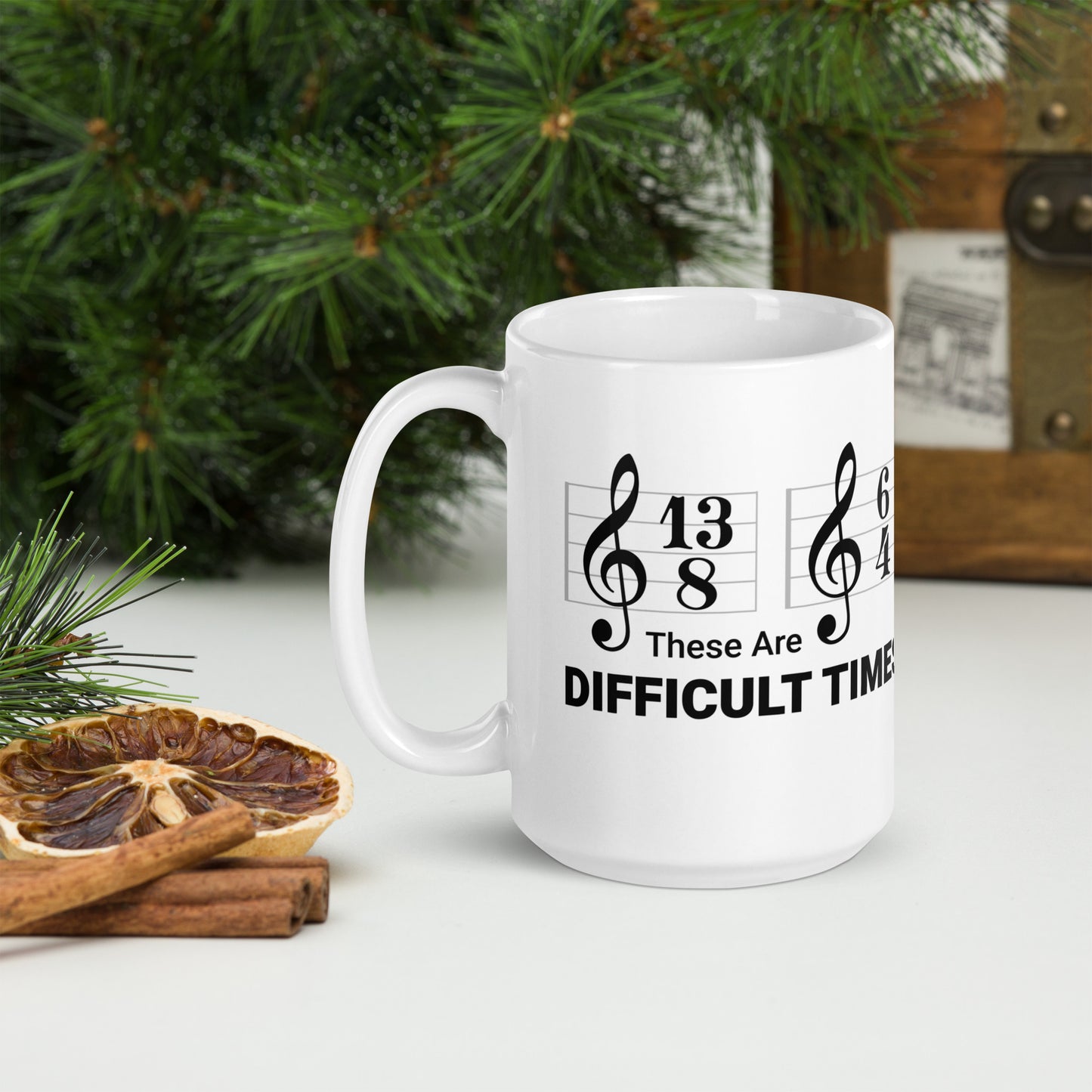 White glossy mug „Difficult Times“